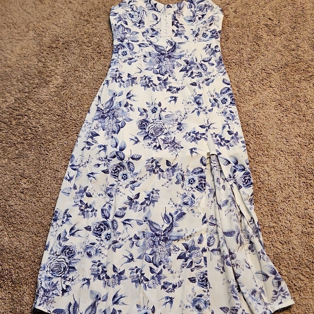 Petal + Pup Azelia Midi Dress In Blue Floral - Picture 5 of 9